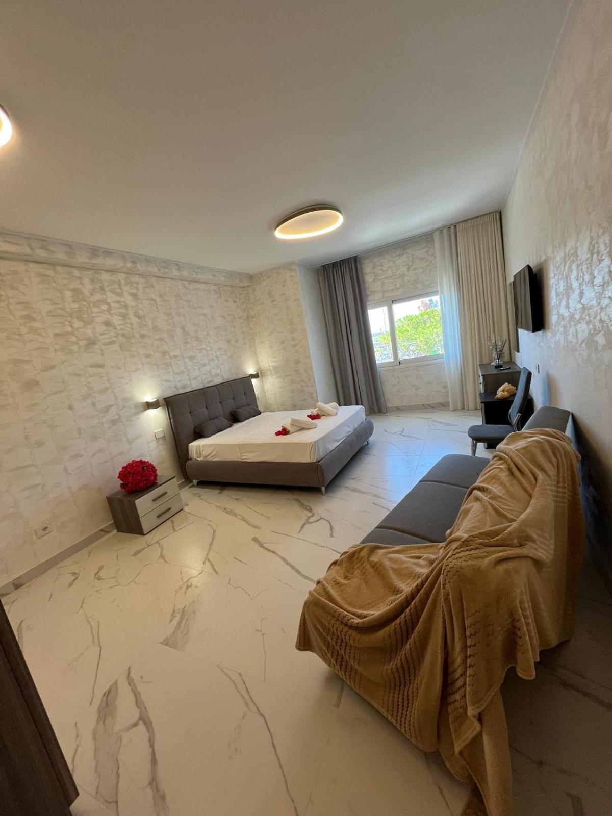 Hotel Paladini Porto Cesareo Bagian luar foto
