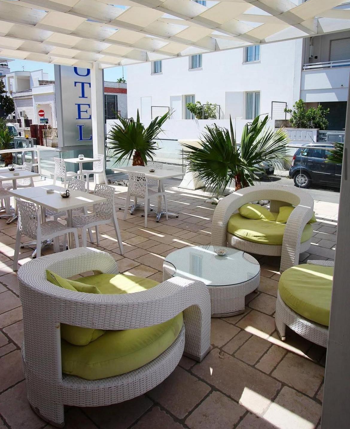 Hotel Paladini Porto Cesareo Bagian luar foto